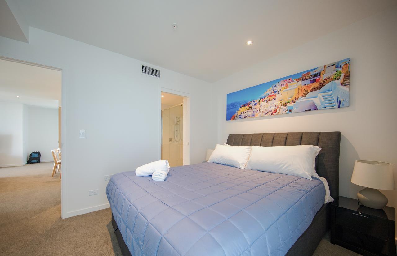 Dayday Premier Apartments At 2663 Gold Coast Hwy, Broadbeach ภายนอก รูปภาพ