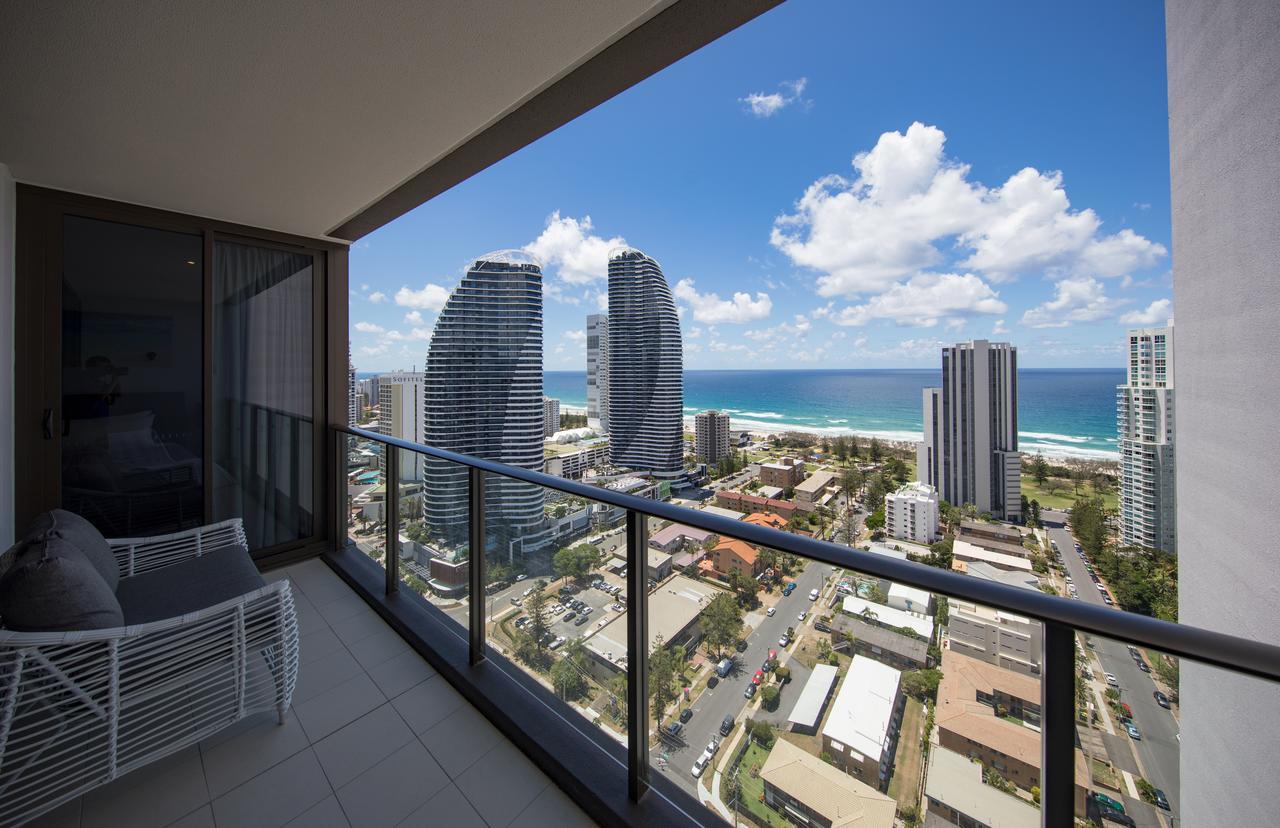 Dayday Premier Apartments At 2663 Gold Coast Hwy, Broadbeach ภายนอก รูปภาพ