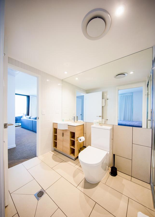 Dayday Premier Apartments At 2663 Gold Coast Hwy, Broadbeach ภายนอก รูปภาพ