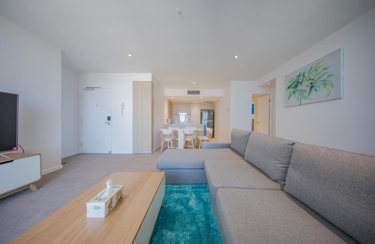 Dayday Premier Apartments At 2663 Gold Coast Hwy, Broadbeach ภายนอก รูปภาพ