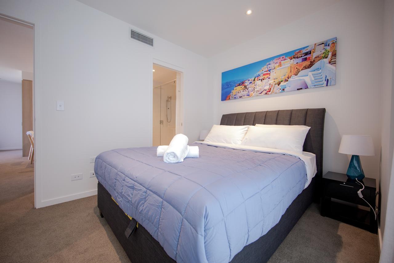 Dayday Premier Apartments At 2663 Gold Coast Hwy, Broadbeach ภายนอก รูปภาพ