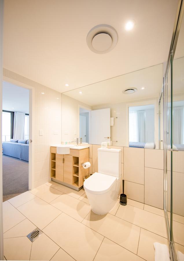 Dayday Premier Apartments At 2663 Gold Coast Hwy, Broadbeach ภายนอก รูปภาพ