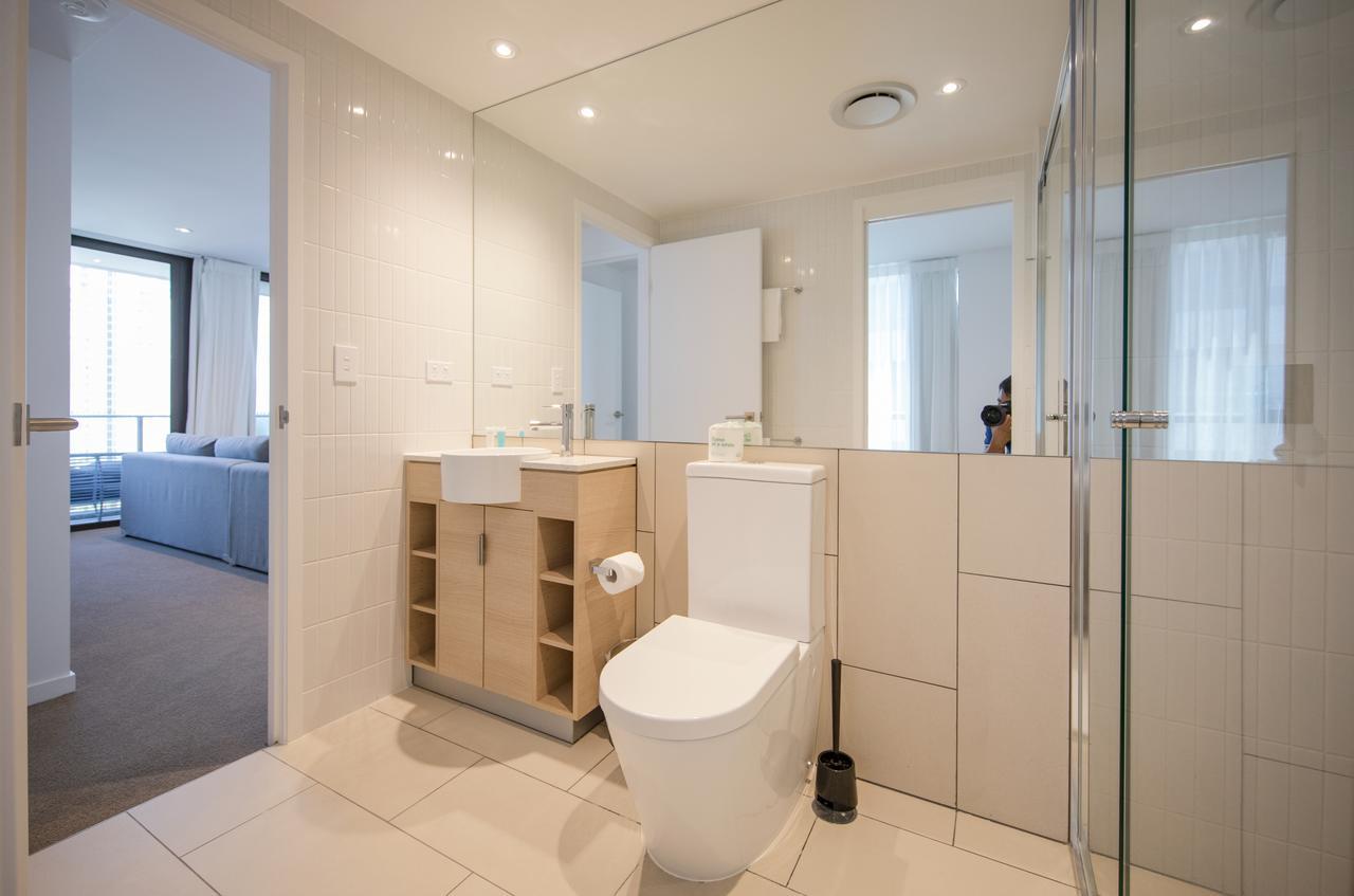 Dayday Premier Apartments At 2663 Gold Coast Hwy, Broadbeach ภายนอก รูปภาพ